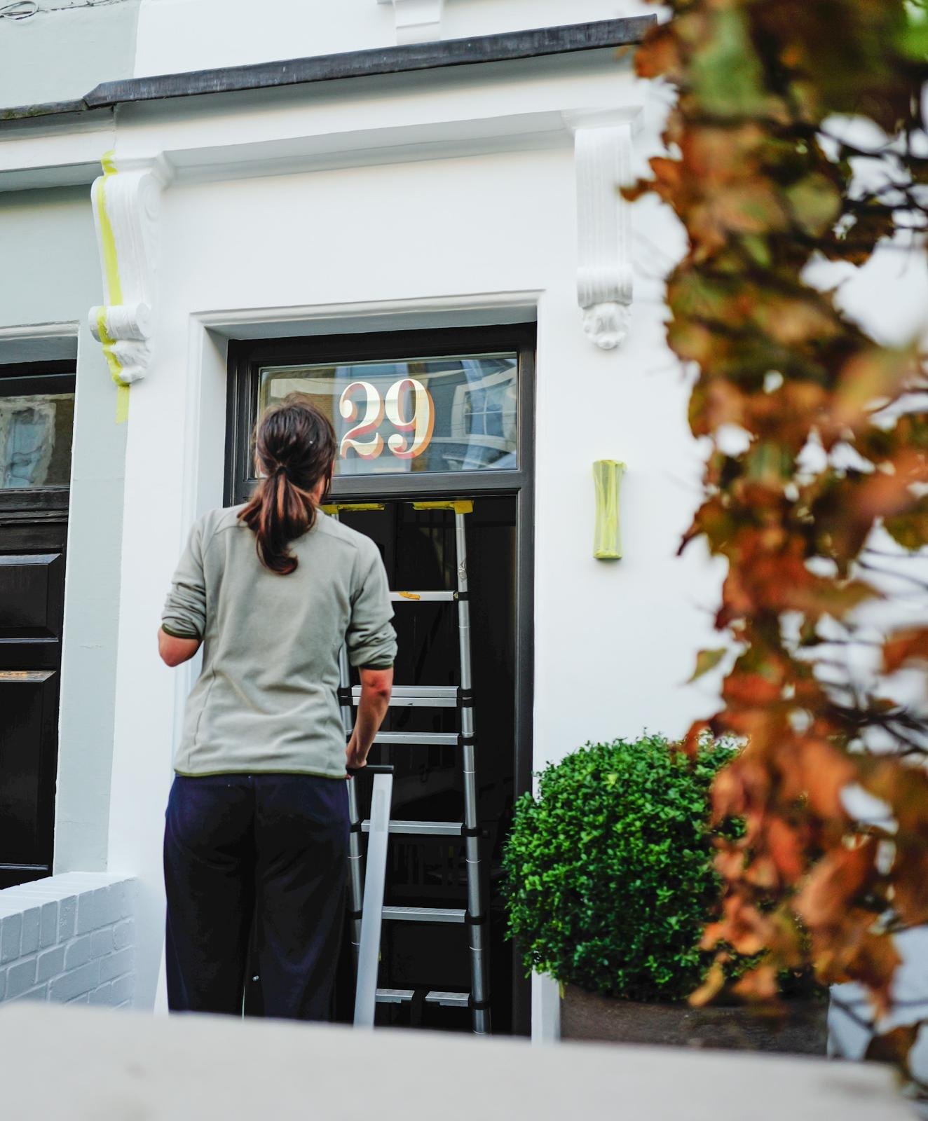 London House Number co, Reverse glass gilding for House Number on Pillars, columns, fanlight transom