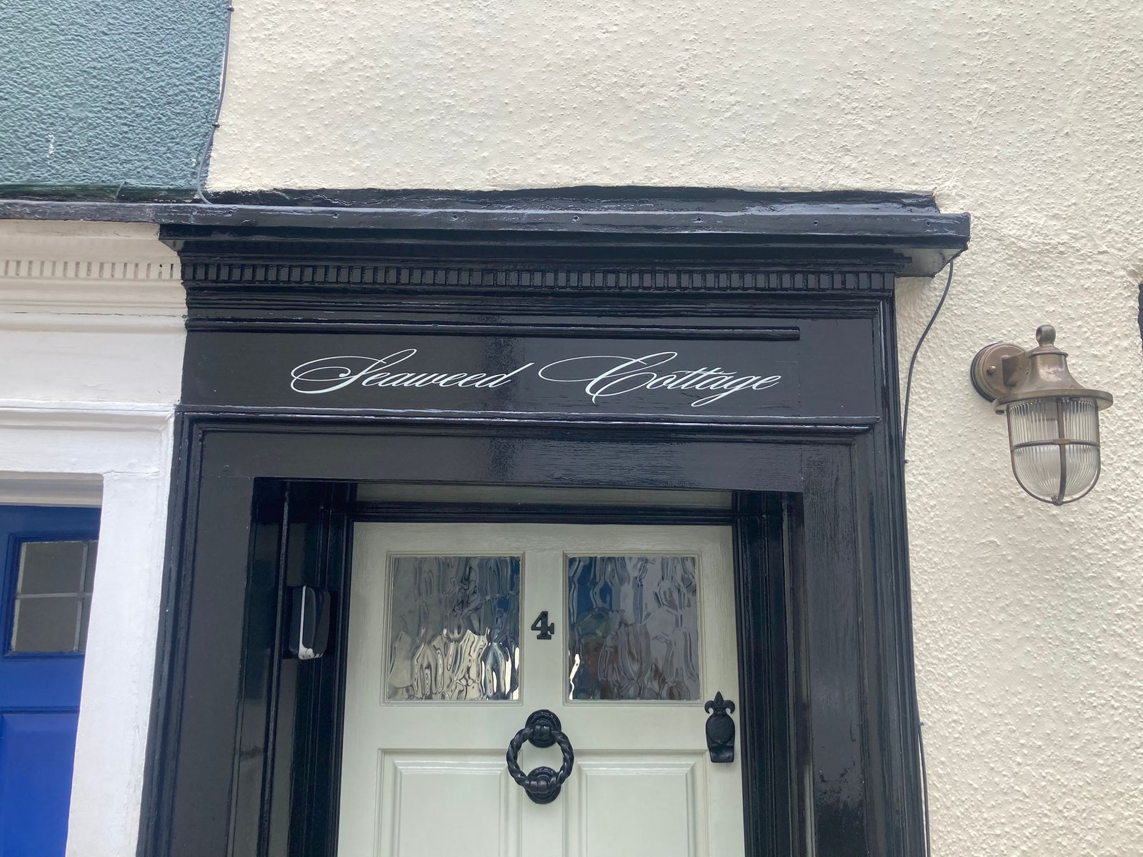 London House Number co, Reverse glass gilding House Number on Pillars, columns, Restoration lettering